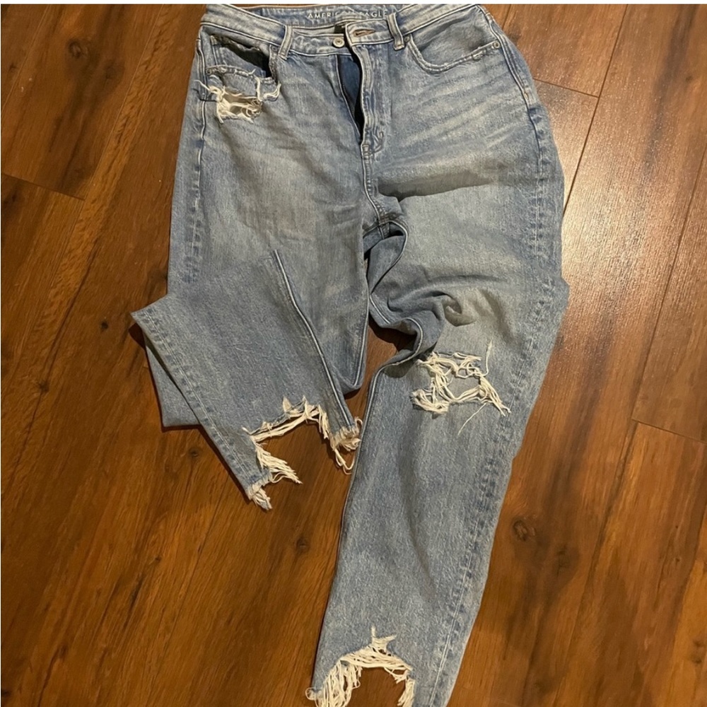 American Eagle Highest Rise Mom Jean